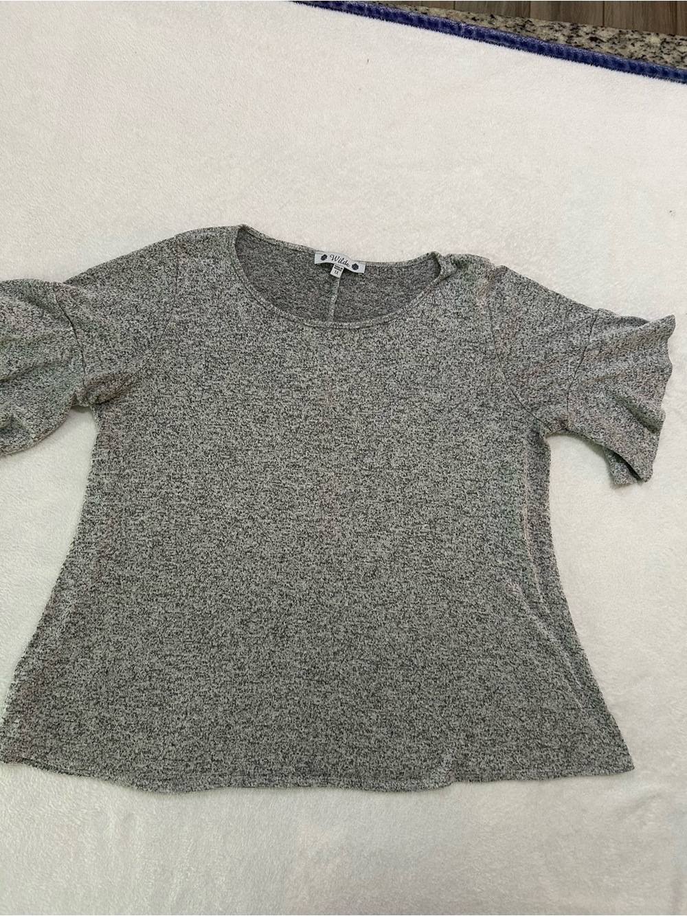 Wilde Women’s Sz 1X Heather Gray Bell Flutter Sleeves Casual Work Top